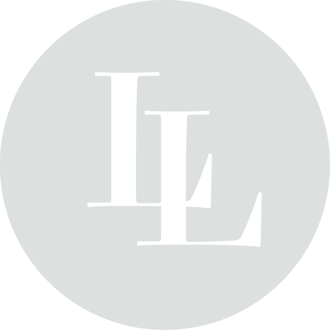 Larry List Logo